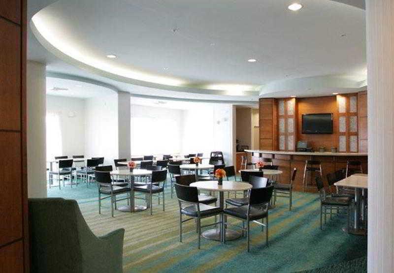 สปริงฮิลล์ สวีท ดีทรอยต์ ออเบอร์น ฮิลส์ Hotel ออเบิร์นฮิลล์ส ร้านอาหาร รูปภาพ